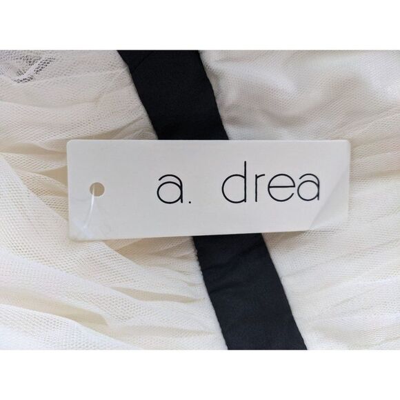 a. drea Cream Strapless Tulle Mini Cocktail Dress NWT Size Small - Picture 7 of 9